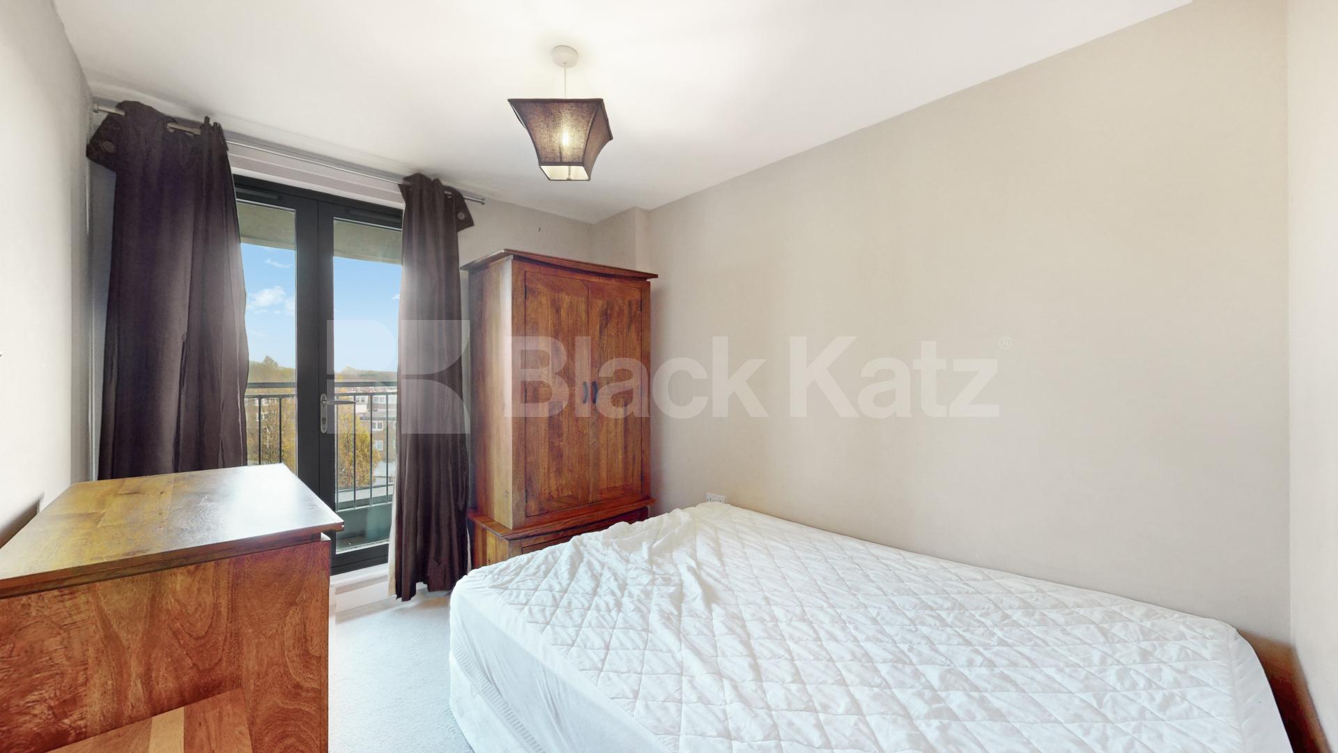 2 bedroom apartment seconds away from Caledonian road station inc all bills Cottage Road inc all bills, Caledonian Road